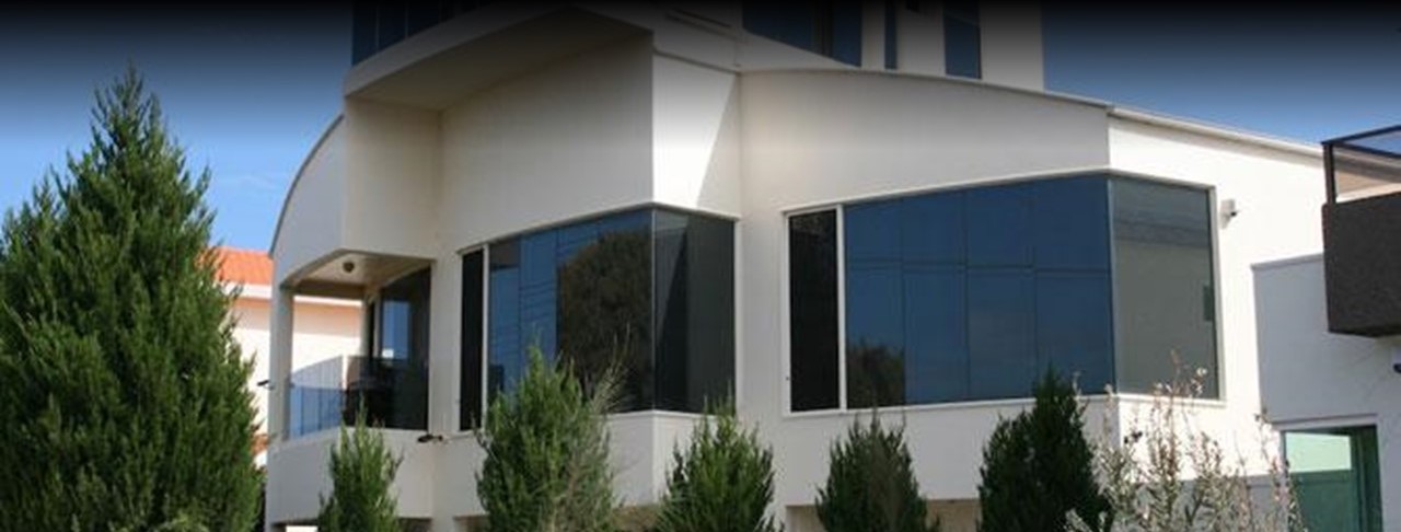 black house1